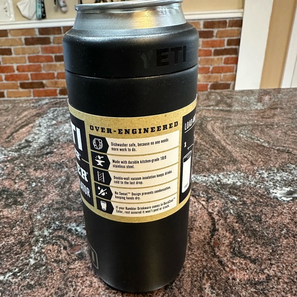 NWT Yeti Rambler Colster for 12oz slim can - Picture 4 of 7